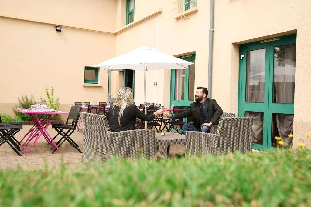 Hotel Inn Design Resto Novo Châteaubriant Exterior foto